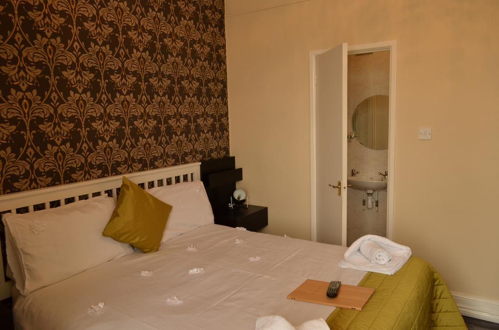 Shirley B & B Bournemouth Esterno foto