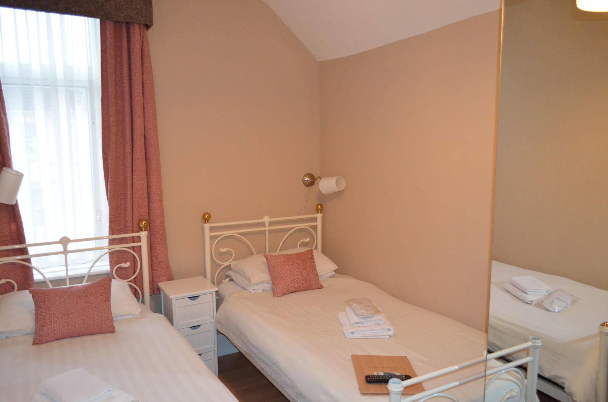 Shirley B & B Bournemouth Esterno foto