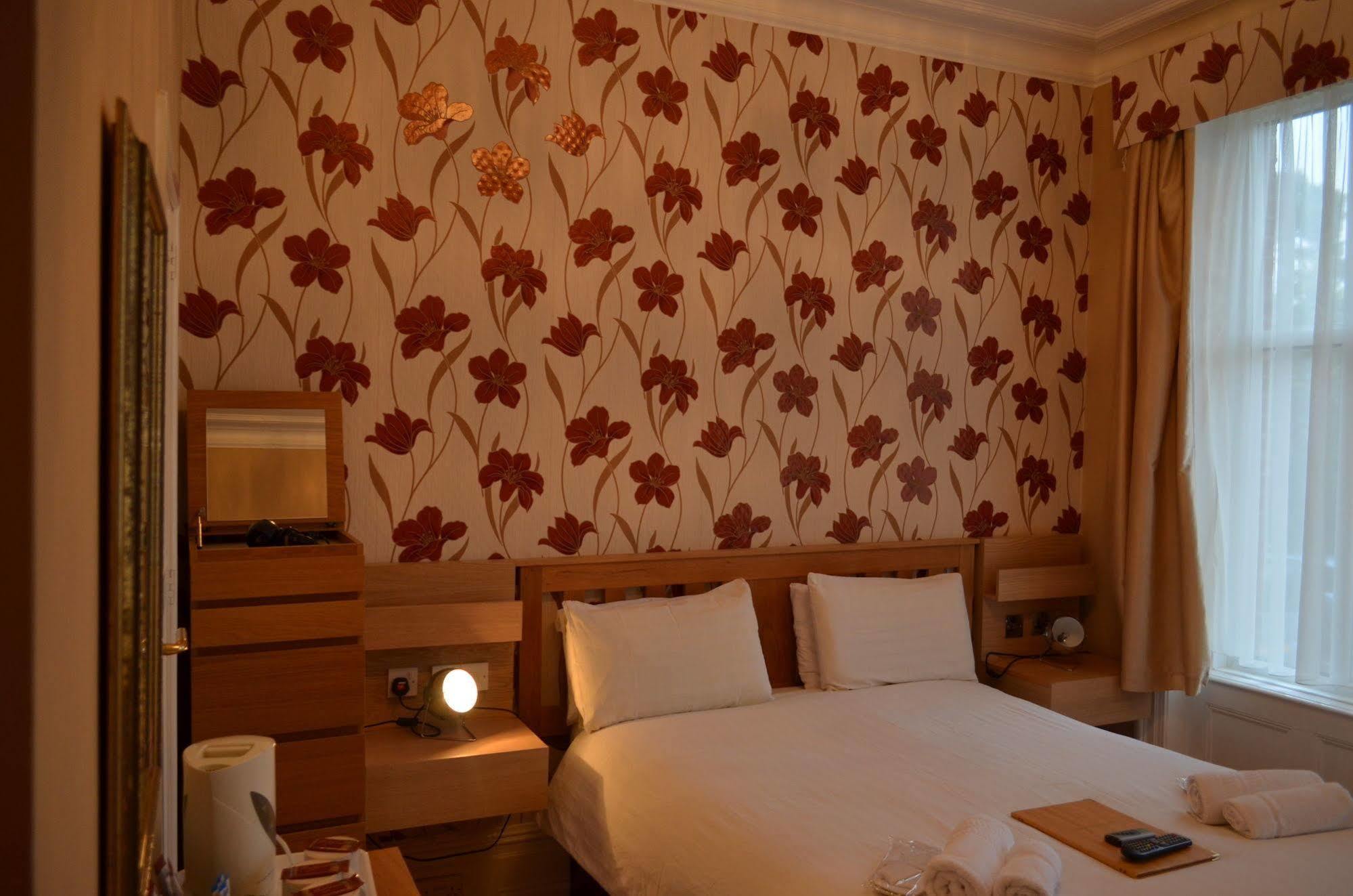 Shirley B & B Bournemouth Esterno foto