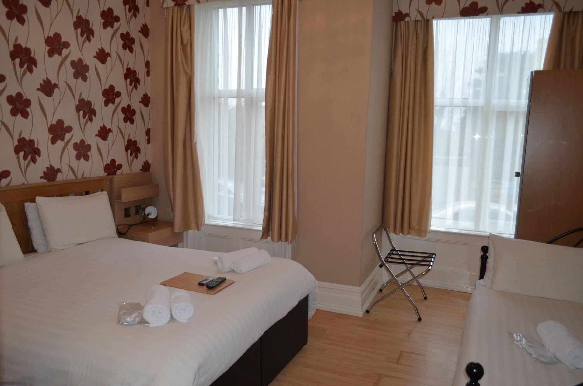 Shirley B & B Bournemouth Esterno foto
